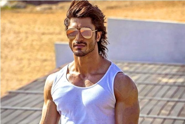 Vidyut Jammwal kickstarts shoot of his debut production 'IB 71' uploads/newstodaylive20220114010110.jpg