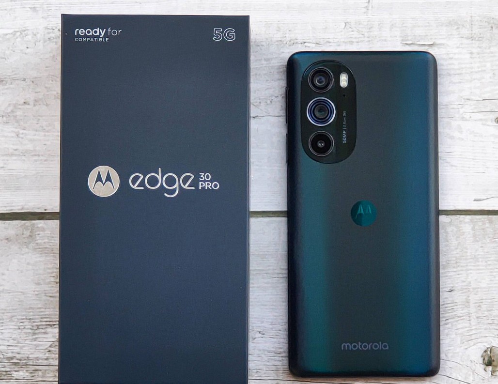 uploads/Real GT 2 Pro vs Motorola Edge 30 Mobile Phones Comparison