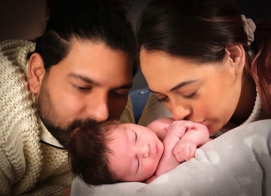 uploads/How Celebrities Priyanka Chopra and Yuvraj Singh Celebrated Fathers Day